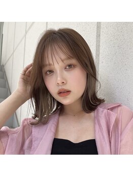 ジョナ(Jona)の写真/第一印象の9割は顔周りで決まる!ミリ単位で魅せるJonaの小顔似合わせカット