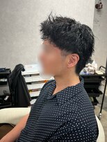 ウヌ ヘアルーム(uNu Hair Room) 長めのスパイキーショート×ピンツイストとツイスパ
