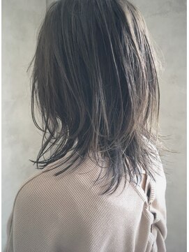 クロックレス (CLOCKLESS) ウルフレイヤー　×　透明感カラー