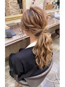 セットサロンエース(Set salon Ace) シンプル・ローポニー