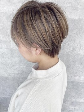 イット(it.) 【it.】360°ショート×ハイライトベージュ