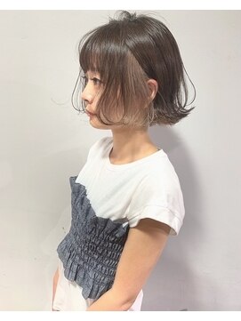 クラン(clan) インナーカラー小顔ワンレンフレンチボブ