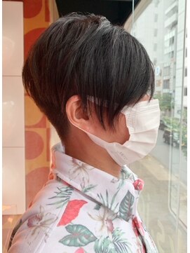 ワークス(WORKS) 【WORKS】☆ツーブロック刈り上げアシンメトリーショート☆