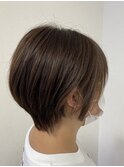大人かわいい20代30代ミルクティーブラウン前下がりショートボブ