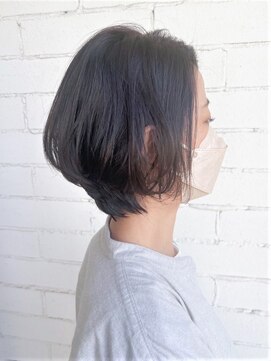 アトリエ ミム 二子玉川店(atelier mim) ブルーブラック×ワンレンボブ