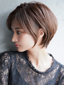 カライング(ing) 大人可愛いマッシュショートボブウルフカット◎30代40代50代60代