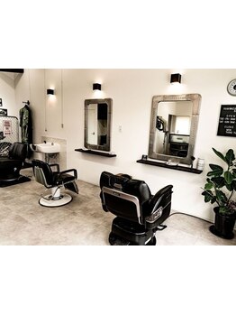 こだわった店内のオシャレ空間で、ゆっくりとサロンライフをご提供♪あなたの魅力を最大限引き出します◇