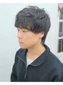 くせ毛風ニュアンスパーマで柔らかな動き