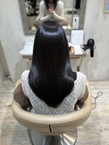 シーループユナイテッドアトリエ(C-LOOP UNITED ATELIER)&nbsp;艶髪レイヤー×韓国風グレーブラック