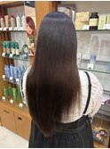 大人のうる艶ストレートヘア