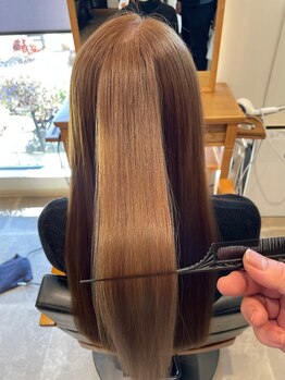 コンティニュー ヘア デザイン(CONTINUE hair design)の写真/≪髪質改善NEOトリートメント導入≫潤いのある艶やかな美髮へと導きます♪特別なケアを体験してみて！