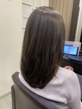 ヴィサージュクオン(VISAGE Quon) 大人かわいいレイヤーロング