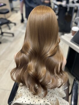 ユーフォリア 銀座本店(Euphoria) Mako / ハニーベージュ ブリーチなしダブルカラー 銀座 東銀座