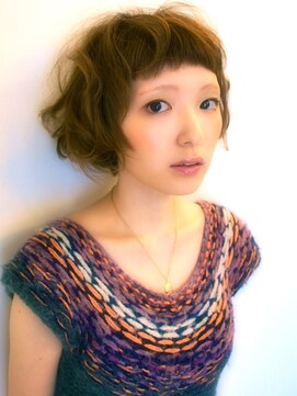 エラ(ELLA) ゆるふわボブ☆厚めバング