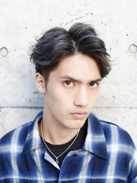 フィフス(fifth) アップバング かき上げヘア ツーブロック 無造作パーマ刈り上げ