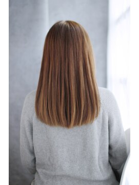 シュシュット(chouchoute) 小顔セミウェットウェーブハイライトカラー美髪オリーブカラー90