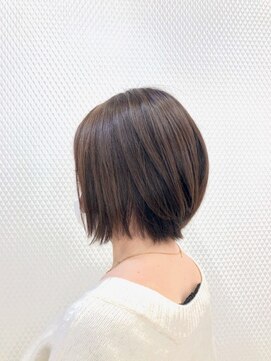 クオリス 上福岡店(QUALIS) 大人かわいい/小顔ボブ/艶カラー/スモーキーカラー/30代40代