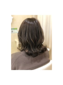 アパルトメント ジェシカ(l'appartement de Jessica) フォギーグレージュ