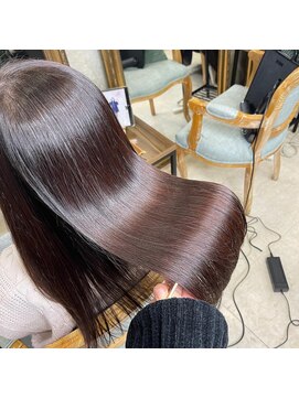 トリートメントA 高知店(treatment A) ジュエリーシステムトリートメントで艶髪に変身【髪質改善】