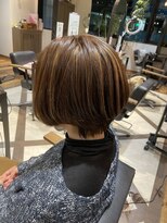 グロウ バイ グラフィー(GLOW by Graphy)&nbsp;ハイライトショートボブ