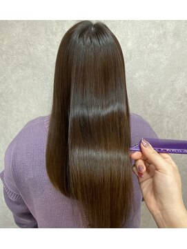 アールクリップ 表参道(arclip) サラ艶ロングレイヤーカットサイエンスアクア髪質改善韓国ヘア