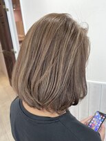 ネオリーブソラ 相模大野店(Neolive sola) 白髪ぼかしハイライト/やわらかベージュ