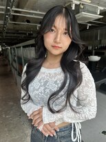 リム(LIM)&nbsp;夏は薄いバングが可愛いです◎