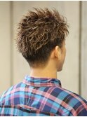 外国人風かき上げショート　シルバーカラー