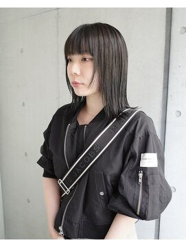 ユノ(juno) 顔周りレイヤーとグレージュ