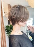 大人ショートヘア/ショートボブ/前髪なしショート/30代40代50代