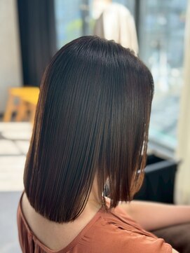 ルスリー 横浜店(Lsurii) 横浜駅/髪質改善縮毛矯正/黒髪/小顔