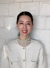 西 沙織 / 大人の女性のナチュラルで垢抜けるスタイル、なら、お任せください！