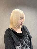 リア(Li'a)&nbsp;ブロンドカラー＋レイヤーボブ