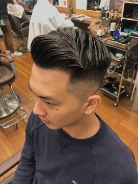 グルーマーズトウキョウ(GROOMER/S TOKYO) ショート　パートスタイル　フェード【HOMME HAIR ZERO伊藤】