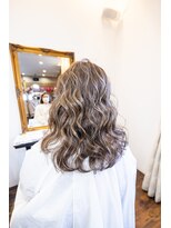 ヘアーメイク ダンス(hair make DANCE)&nbsp;白髪ぼかしハイライトリメイク！