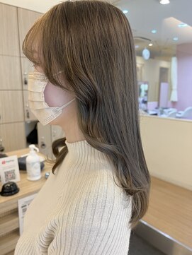 ビューティシモ 川越(Beautissimo) * ベージュアッシュ (ブリーチあり) *