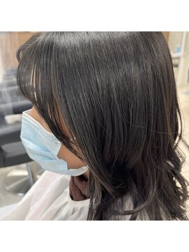 アッシュ 吉祥寺店(Ash) 小顔サイドバングに巻きやすいレイヤースタイル