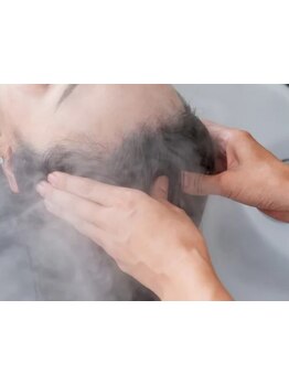 凝り固まって疲れた頭皮をじっくりほぐして、心も身体もリフレッシュ☆極上のリラックスタイムを…。