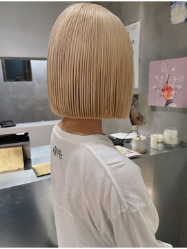 ハウ 心斎橋(how) ミニボブ/ショート/ショートヘア/前下がりボブ/ぱつっとボブ