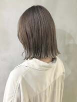 マジコ 原宿(Magico)&nbsp;ボブ/ミルクティーベージュカラー/ブリーチ/大人ミディ/原宿
