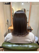 オーストヘアジジ(Aust hair Gigi)&nbsp;オリーブベージュ　切りっぱなしボブ