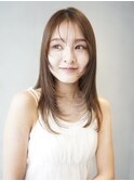 ロングレイヤー/顔まわりカット透明感オリーブグレージュカラー