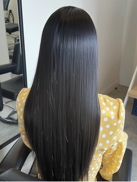 モードケイズブラン(MODE K's Blanc) 【branc極艶】髪質改善ストレート　担当　山田