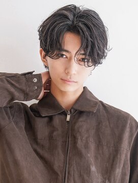 カライング(ing) スーツ短髪ツーブロック束感モテる黒髪シークレットパーマ流行