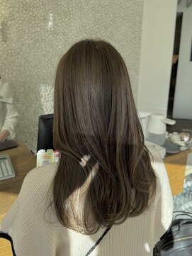 ビーチ(BEACH) くすみミントベージュ透け感カラーレイヤーカット