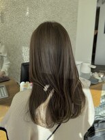 ビーチ(BEACH) くすみミントベージュ透け感カラーレイヤーカット