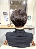 くせ毛を活かすショートヘア【坂根】
