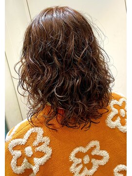 フェリア 渋谷(Feria) 【Feria 渋谷】ウェーブスタイル×オレンジカラー "Tsuyuki"