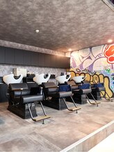 クレジットカードは使えますか。領収書は頂けますか。[北千住/北千住駅/メンズカット学割U24]