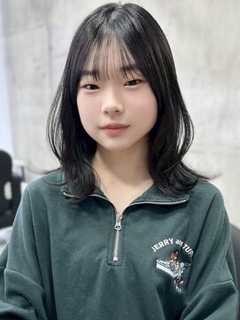 ジィルム(XELM) 韓国レイヤーカット/ブリーチ/レイヤーカット/ハッシュカット